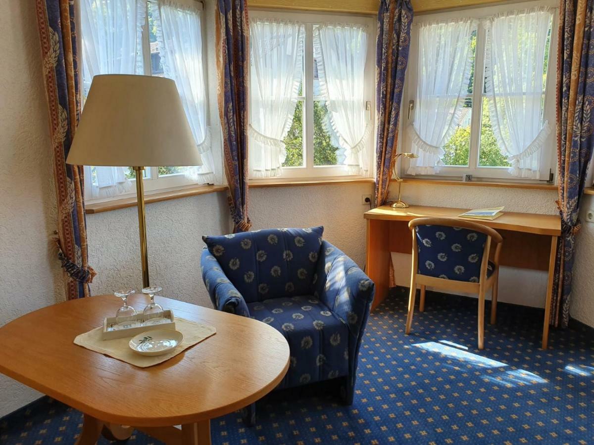 Hotel Gasthaus Adler Glottertal Esterno foto