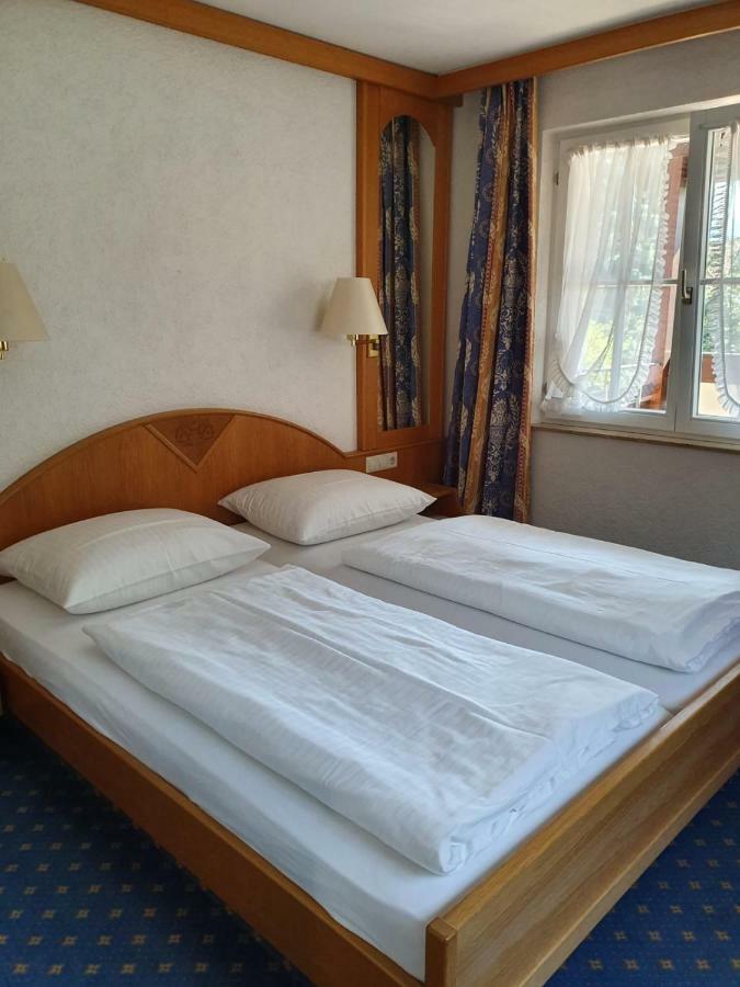 Hotel Gasthaus Adler Glottertal Esterno foto
