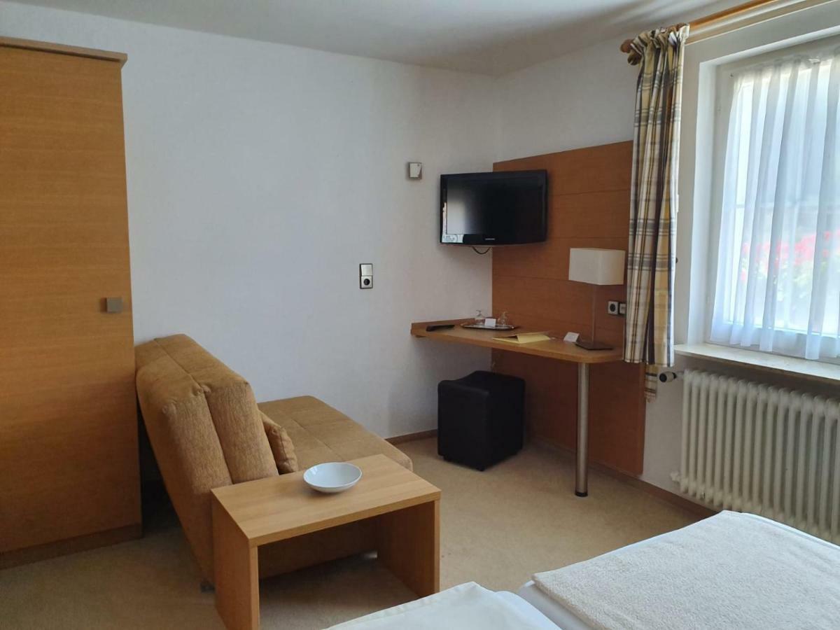 Hotel Gasthaus Adler Glottertal Esterno foto