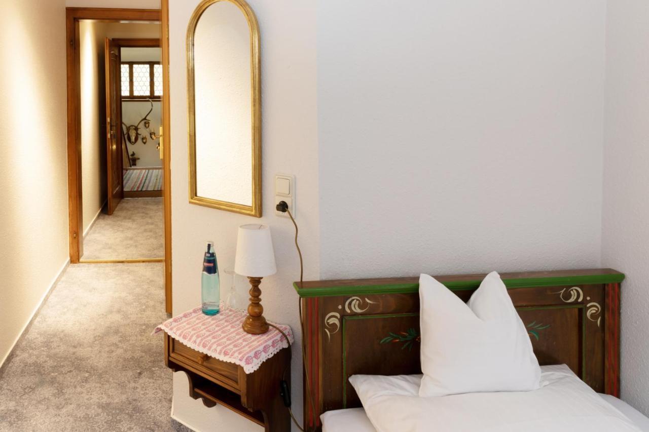 Hotel Gasthaus Adler Glottertal Esterno foto